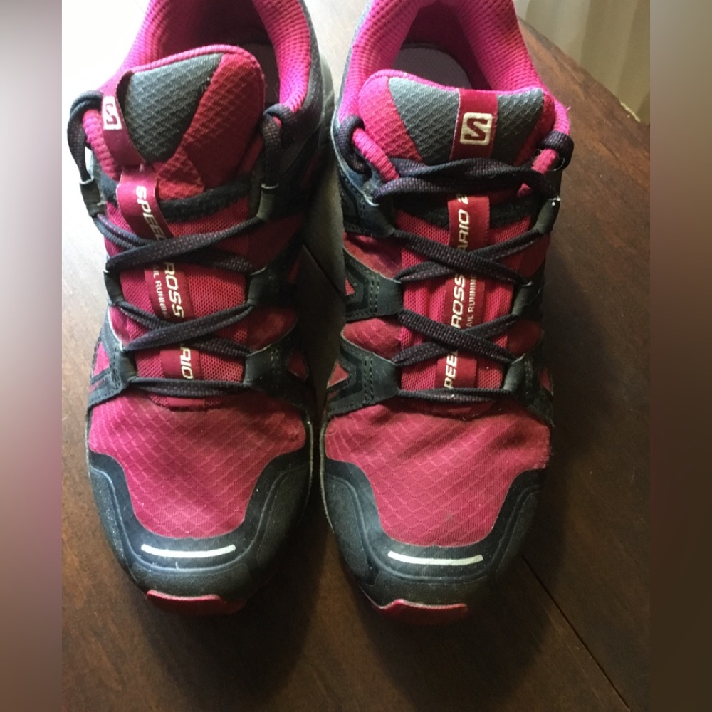Solomon trail runners